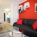 Διαμέρισμα Idyllisches Nur 700 Meter Zum Mit Balkon, Garten, Wifi