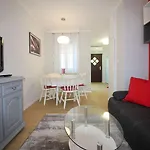 Idyllisches Nur 700 Meter Zum Mit Balkon, Garten, Wifi * Πόρετς