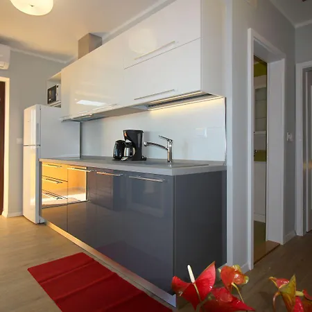 Idyllisches Nur 700 Meter Zum Mit Balkon, Garten, Wifi Daire *